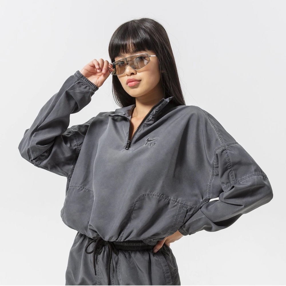 NWT Nike Dri-Fit Retro Jacket